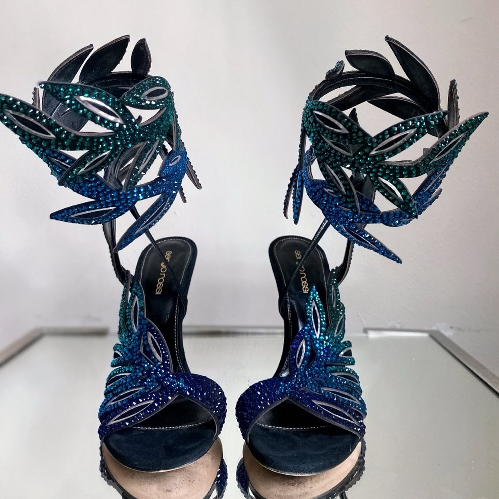 EUC Sergio Rossi Crystal Rhinestone Floral Multigold High Heel Sandal 39 - Picture 5 of 11